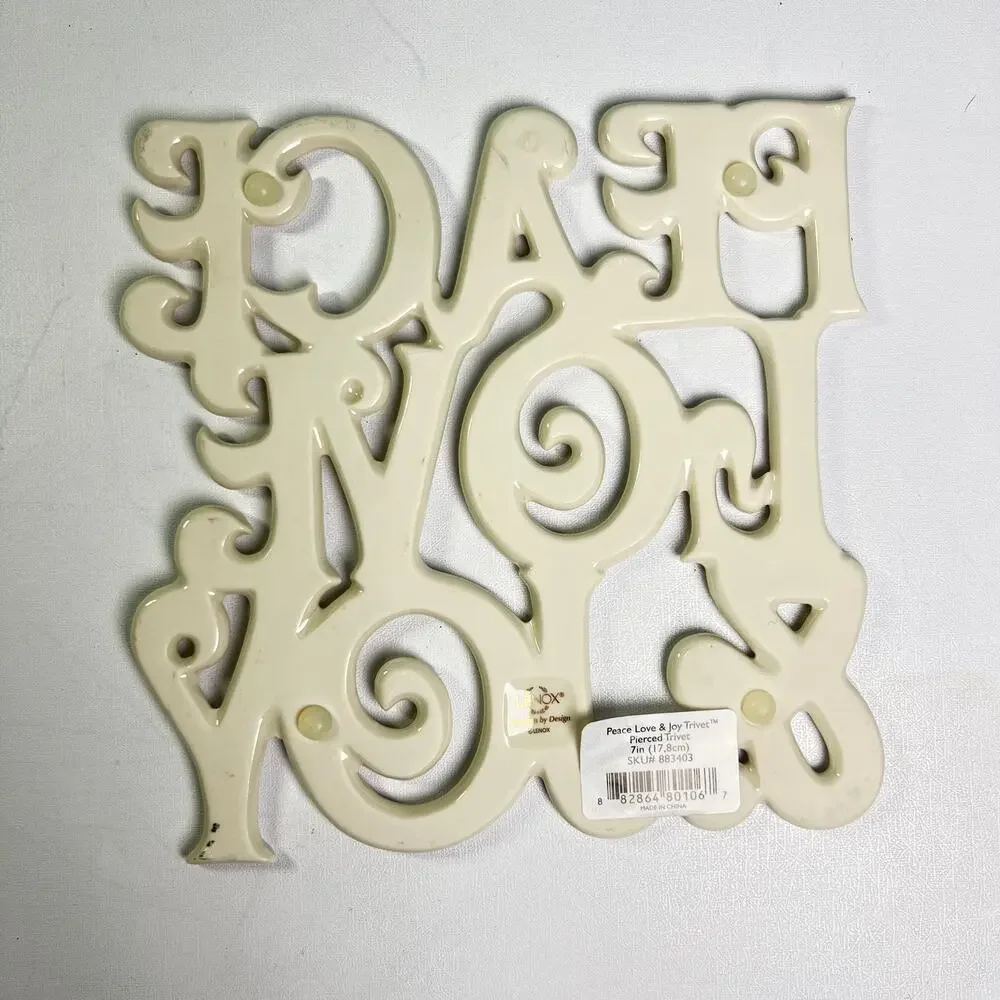 Lenox Ivory Porcelain Trivet Set Let It Snow Peace Love Joy Holiday Winter Gift